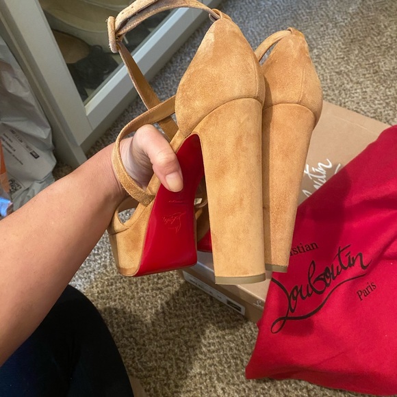 Christian Louboutin Louboutin Bee suede 38 - Picture 9 of 14